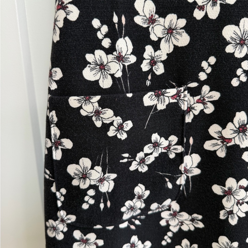Calvin Klein Black Floral Midi Dress - Picture 2 of 2